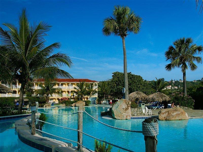 Lifestyle Tropical Beach Resort And Spa بويرتو بلاتا المظهر الخارجي الصورة