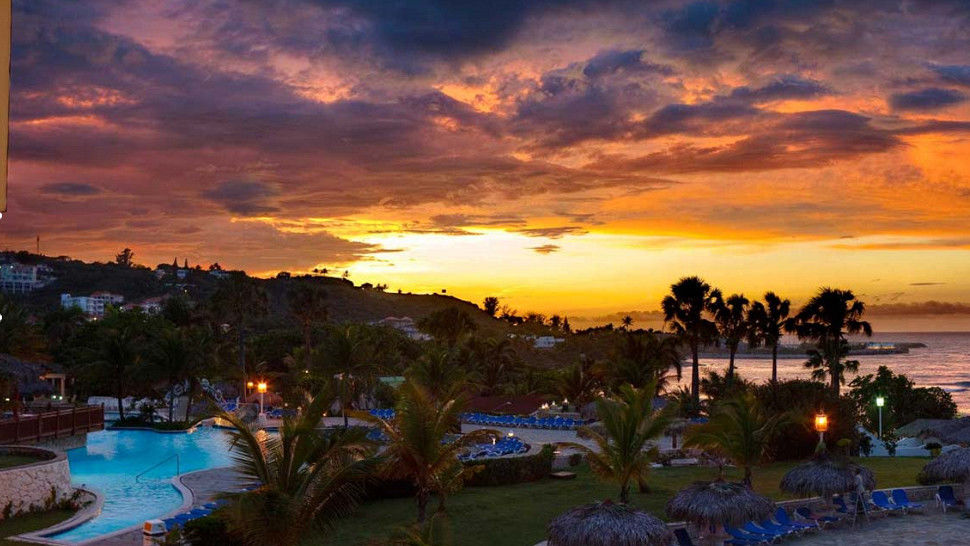 Lifestyle Tropical Beach Resort And Spa بويرتو بلاتا المظهر الخارجي الصورة