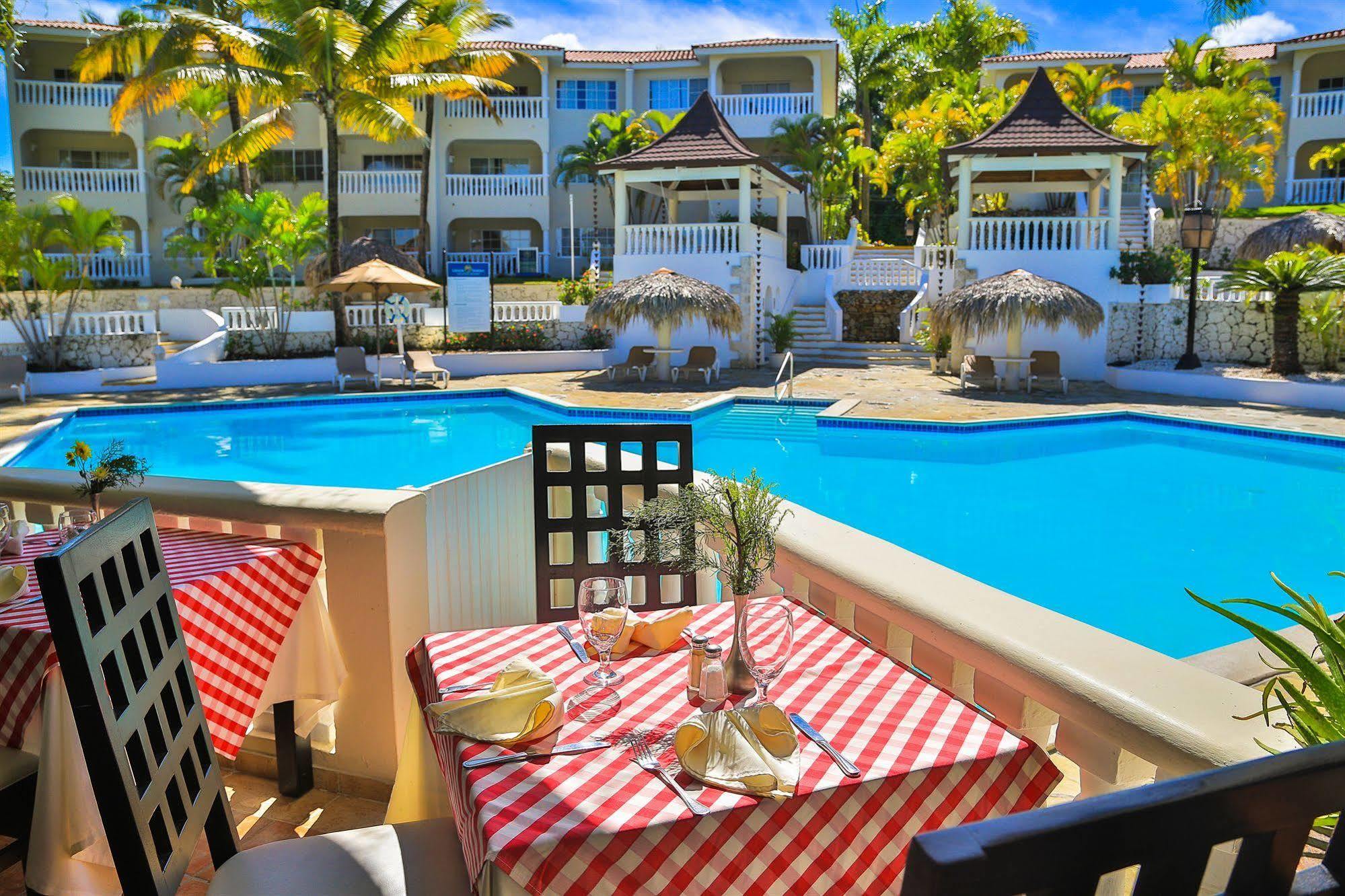 Lifestyle Tropical Beach Resort And Spa بويرتو بلاتا المظهر الخارجي الصورة