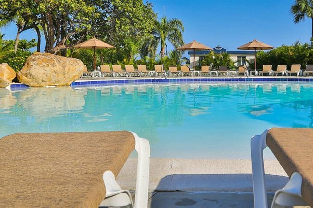 Lifestyle Tropical Beach Resort And Spa بويرتو بلاتا المظهر الخارجي الصورة