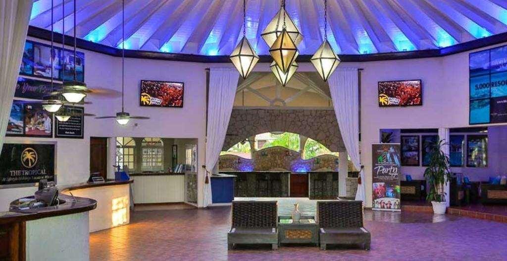 Lifestyle Tropical Beach Resort And Spa بويرتو بلاتا المظهر الداخلي الصورة